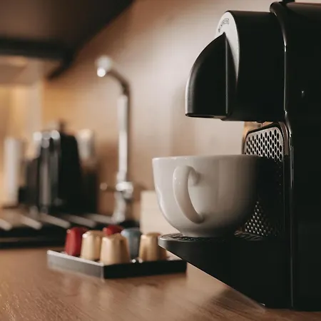 아파트 Dom Iii - Modern & Zentral Mit Kostenfreiem Parkplatz 풀다